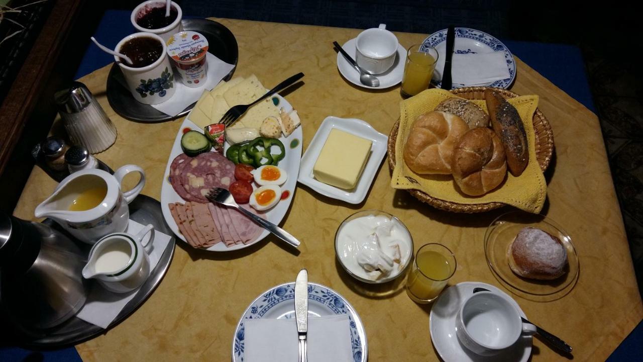Hotel/Pension Rosengarten Франкинг Экстерьер фото